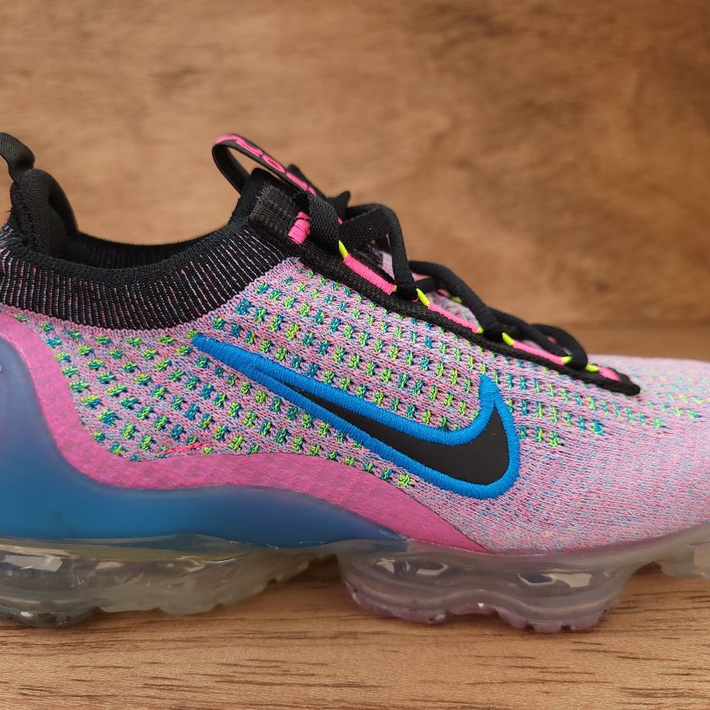 Nike Women's Air Vapormax Flykint Pink Blue DX3369-600 Size 11.5  Men's 10